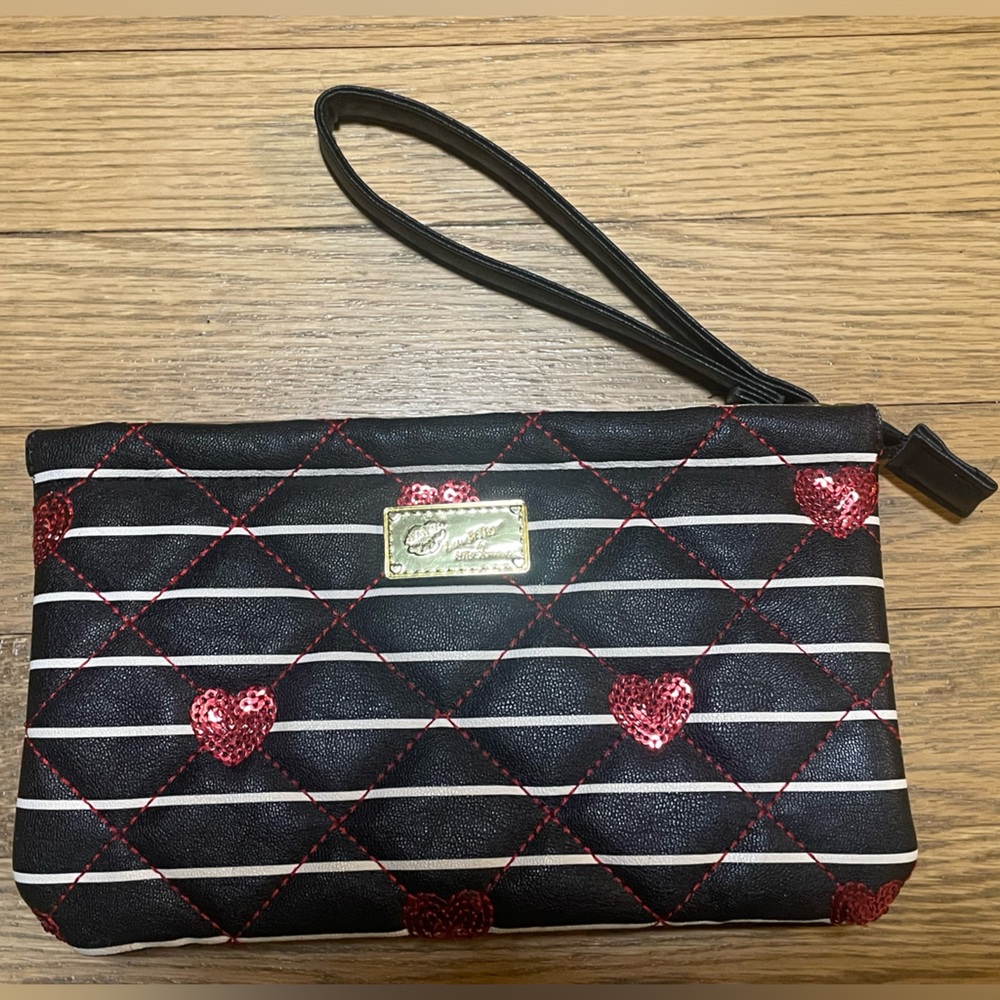 Betsey Johnson Wristlet Red Sequin Hearts Luv Betsey Zippered Clutch Bag Purse